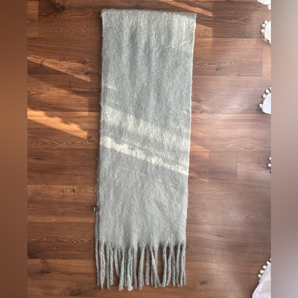 Winter Scarf - Picture 3 of 8